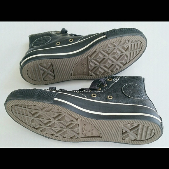 Women's/Men's HOST PICK☆Black Leather Converse All Star Sneakers - Picture 2 of 7
